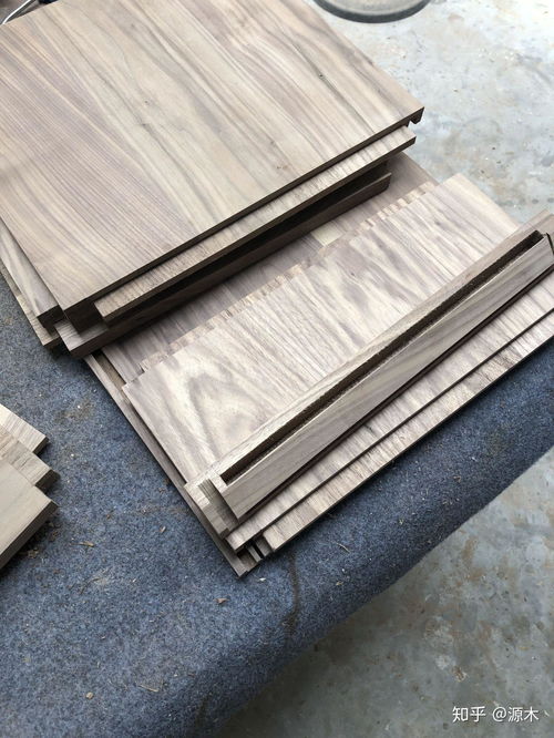 原木家具工廠 定制環(huán)保健康，家具膠嚴格把關(guān)